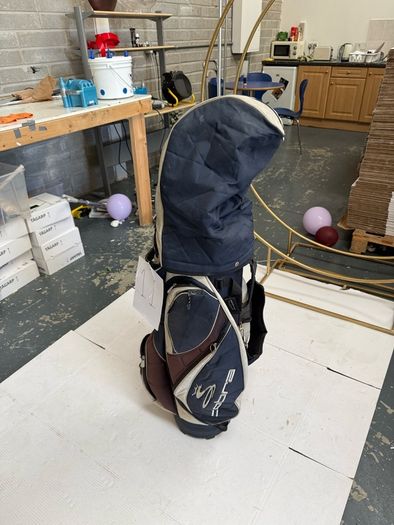 set golf clubs
