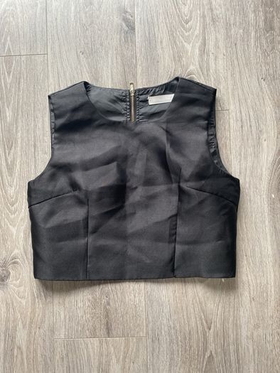 Gorgeous 2 piece skirt and top size 10 - 12