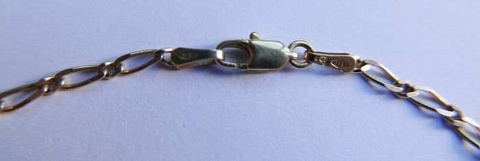 Vintage Solid 9Ct Yellow Gold 375 Figaro link Bangle Bracelet,  length 7.5" - 1,8g