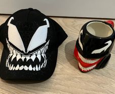 MARVEL Venom hat and cup