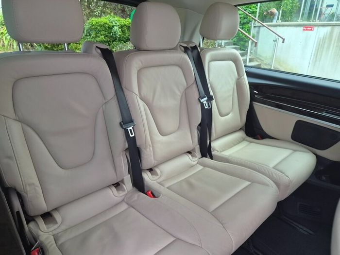 Mercedes-Benz V-Class 2016