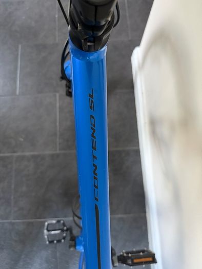Giant Contend SL 2 Disk Road Bike