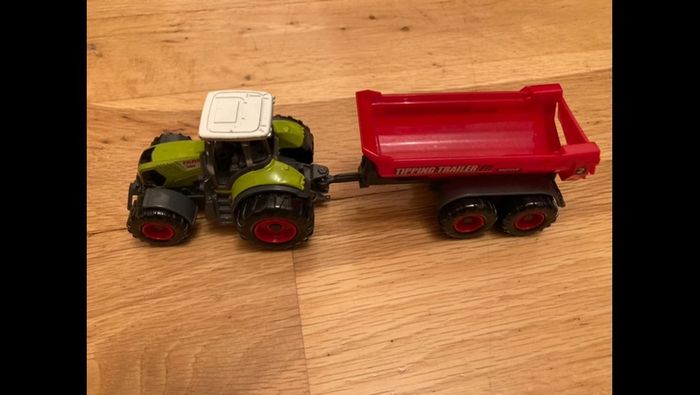 Tractors / farm machines