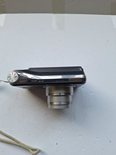 General Electric (GE) J1050 digital camera