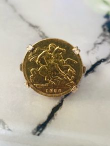 Half sovereign ring