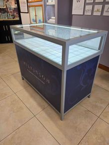 Display cabinet