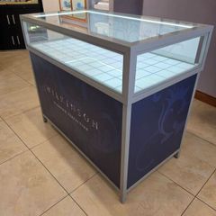Display cabinet