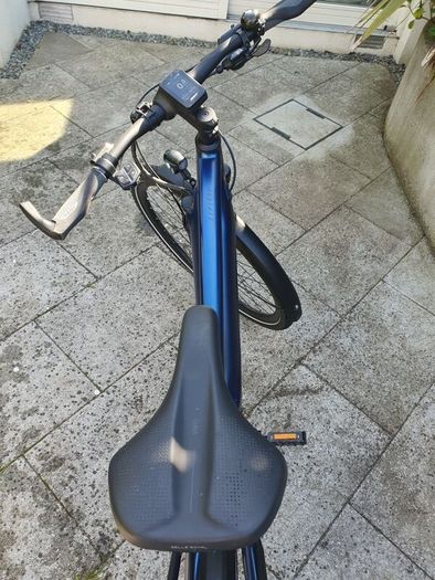 Giant Explore E+ Hybrid Mountain Bike