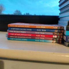 holly web books