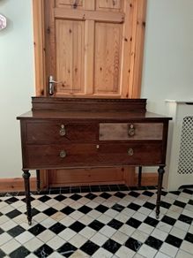 Bedroom dresser/ chest of drawers