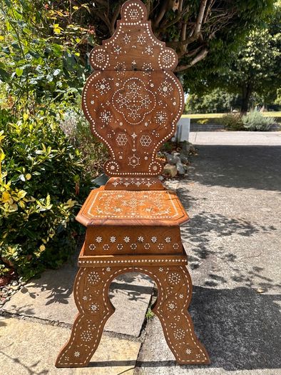 Solid Walnut Sgabello Hall Chair - 1840-1850 (must see)