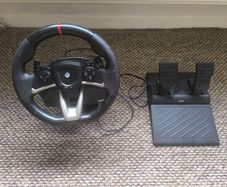 HORI Overdrive Racing Wheel w/Pedals & Clamp (Series & XB1)