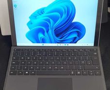Microsoft Surface Pro 7+ | i5 11th Gen | 16GB RAM | 256GB NVMe