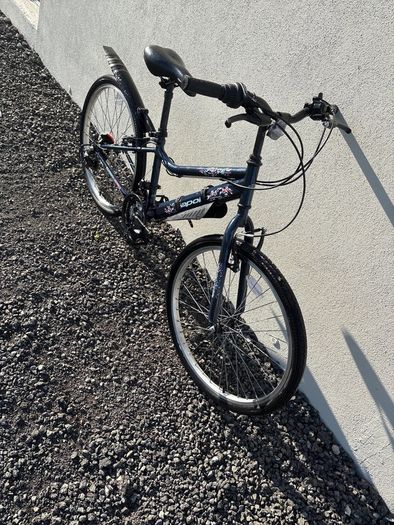 Apollo Kinx Girls bike