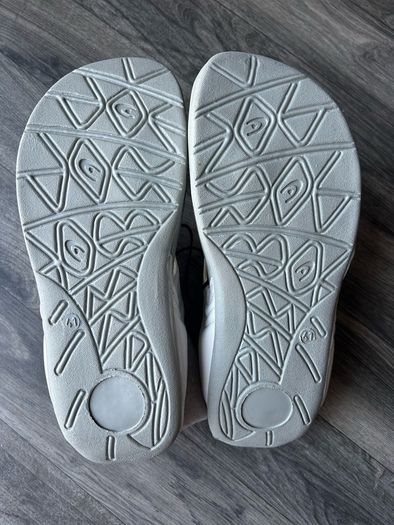 White Flipflops