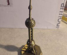 Shanghai Oriental Pearl With Diamond Model Electroplating Workmanship Travel Souvenir