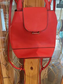 Sfera Joven red small backpack Postage included