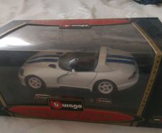 Burago 1993 Dodge Viper Scale Model 1-24