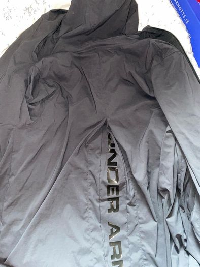Under armour golf rain jacket size medium brand new with tag