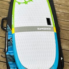 SLINGSHOT ANKLE BITER Wakesurfer 2015 with boardbag
