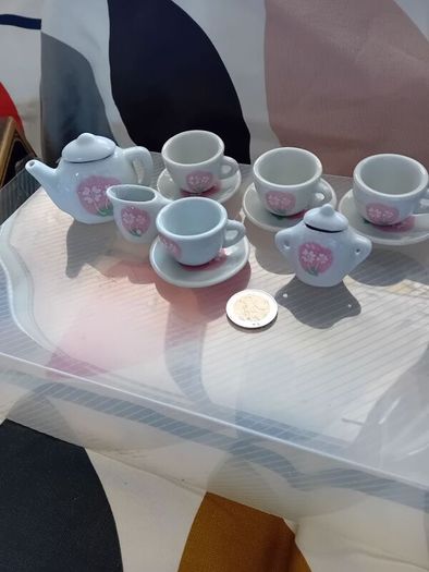 dolls furniture