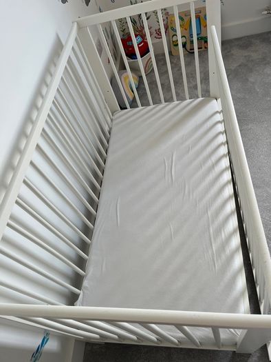 Toddler cot and bed