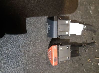 Genuine AUDI A3 8P Hazard Switch Indicator Relay 8P0 941 509 A - 8P0941509A
