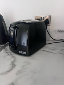 russel hobbs toaster