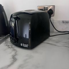 russel hobbs toaster