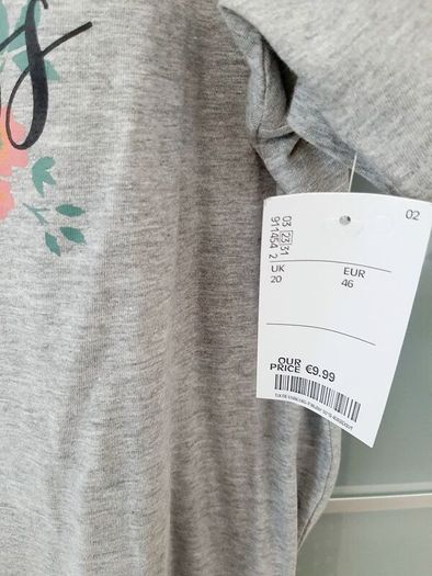Grey t-shirt UK 20 BNWT