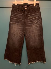 Hollister high rise culotte jeans. W30 L24