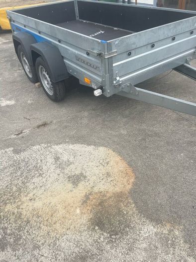 Car trailer