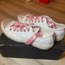 Girls Converse Image 5