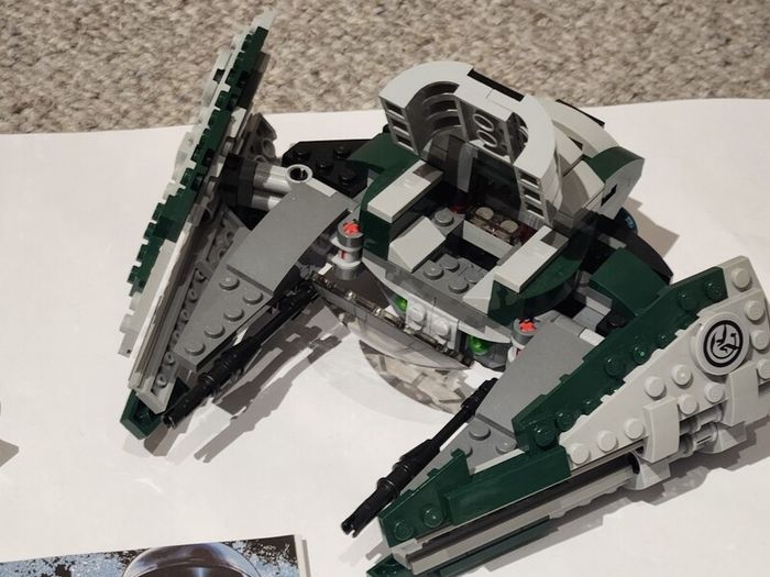 Lego Star Wars 75168 Yoda's Jedi Starfighter