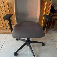 office chair high quality 3 available