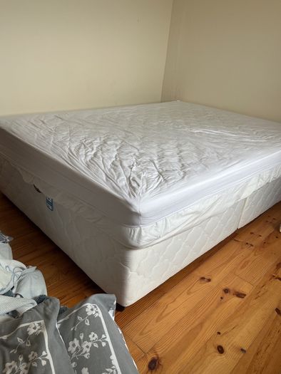 Double Bed