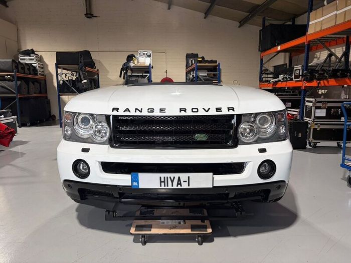 Unique Range Rover Reception or office desk