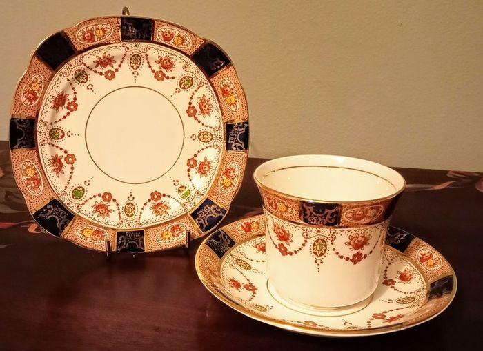 Vintage Colclough China Imari Style Tea Set. Bone China.Made in Longton, England.