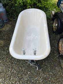 cast iron bath