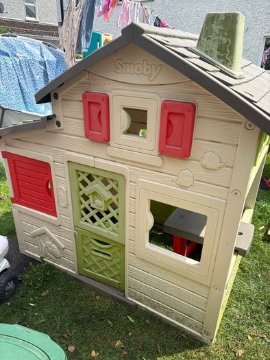 toy playhouse