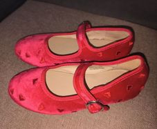 Girls Red Velvet Mary Jane Shoes with Hearts
