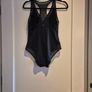 Black swimsuit Image 4