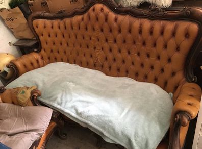 Couch and two chairs, ideal for upcycling project