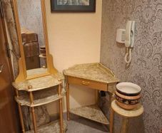 3 Units, Corner /Hall / Mirror Units