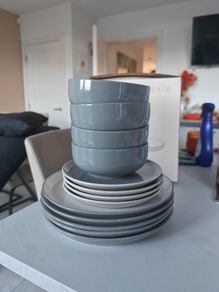 Light Grey Dinner Set