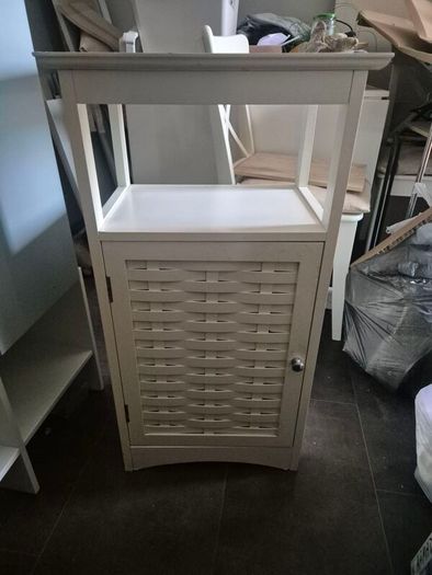 Bathroom cabinet