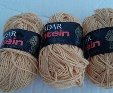 New vintage 100% wool knitting/crochet/crafts