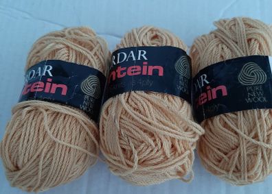 New vintage 100% wool knitting/crochet/crafts
