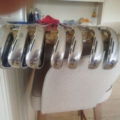 Wilson D9 Irons