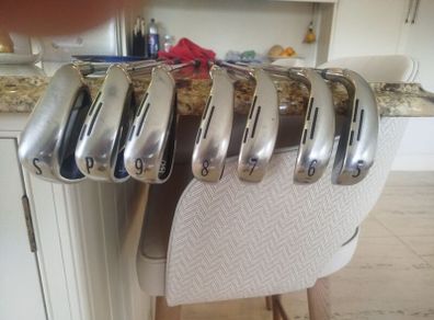 Wilson D9 Irons
